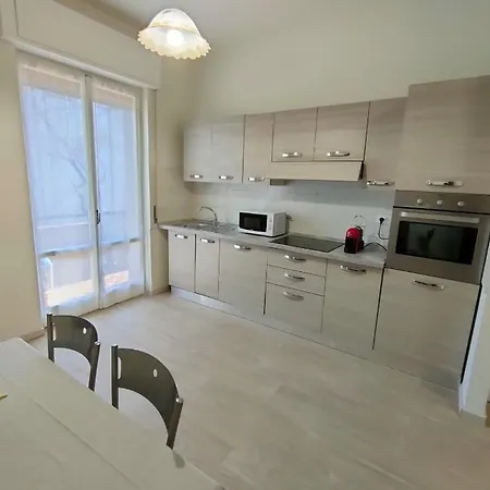 V & G House Apartment *