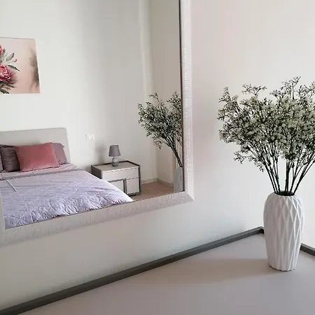 Apartment V & G House